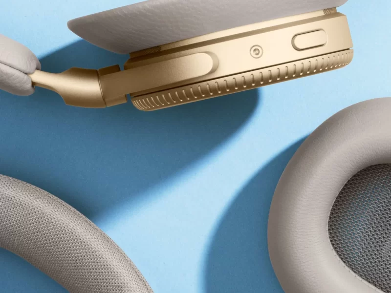 Beautyshot-Beoplay-H100-0025-s2000x2800px.png-scaled-800x600